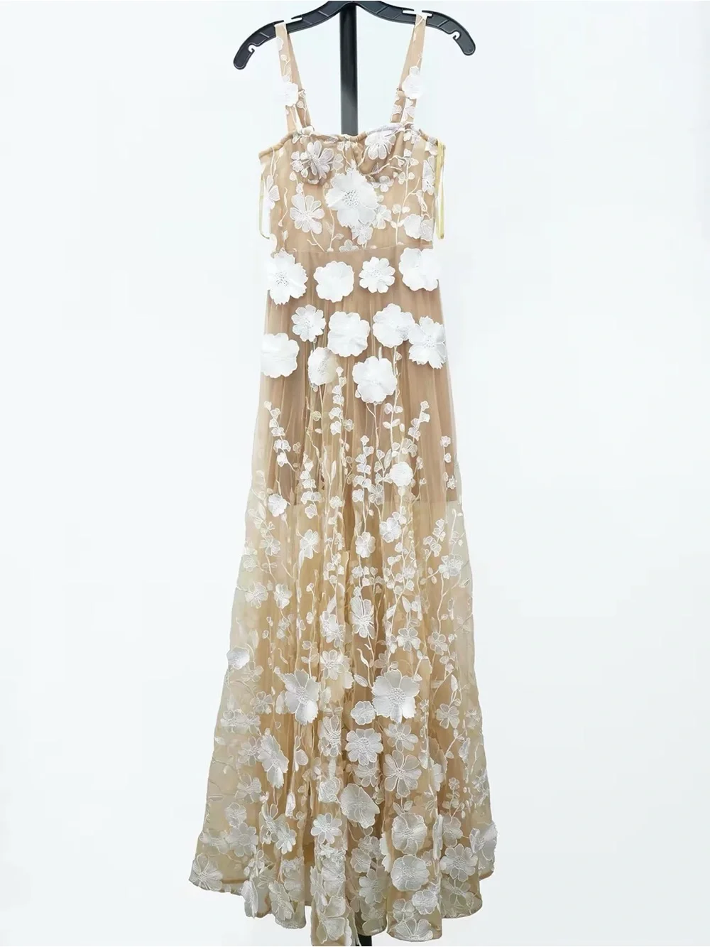 BRONX AND BANCO Jasmine Sleeveless Floral Applique Gown In Cream, XS S M L - Picture 4 of 9